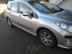 Silber Gebraucht 2011 Peugeot 308 SW Tendance Kombi | 5.399 € (Superpreis)