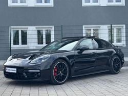 Schwarz (metallic) Gebraucht 2019 Porsche Panamera Limousine | 82.400 € (Teuer)