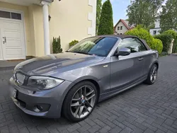 Silber Gebraucht 2015 BMW 118 Lifestyle Kleinwagen | 11.900 € (Fairer Preis)