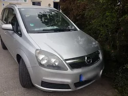 Silber Gebraucht 2007 Opel Zafira Van / Kleinbus | 2.820 € (Fairer Preis)