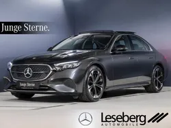 Graphitgrau Gebraucht 2023 Mercedes E220 Avantgarde Limousine | 44.860 € (Guter Preis)