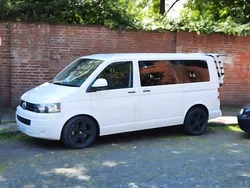 Weiß Gebraucht 2011 VW T5 Van | 21.400 € (Teuer)