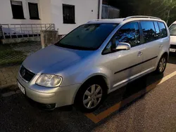 Silber Gebraucht 2006 VW Touran Van / Kleinbus | 2.500 € (Teuer)