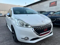 Weiß Gebraucht 2014 Peugeot 208 GTi Kleinwagen | 5.299 € (Fairer Preis)