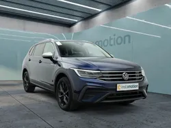 Blau Gebraucht 2024 VW Tiguan Allspace S SUV | 40.950 € (Guter Preis)