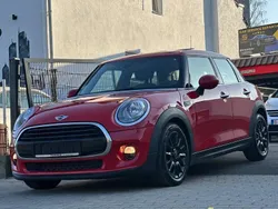 Rot Gebraucht 2018 Mini ONE Kleinwagen | 13.200 € (Guter Preis)