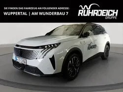 Weiß Gebraucht 2024 Peugeot 5008 GT Van / Kleinbus | 39.989 € (Etwas zu teuer)