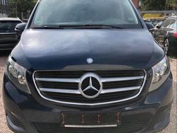 Blau Gebraucht 2014 Mercedes V220 Van / Kleinbus | 26.200 €