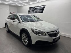 Weiß Gebraucht 2015 Opel Insignia Country Tourer Kombi | 11.990 € (Guter Preis)