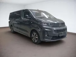 Titaniumgrau Gebraucht 2024 Citroën Spacetourer Van | 36.990 €