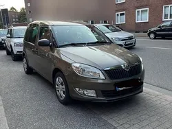 Braun Gebraucht 2014 Skoda Roomster Kombi | 7.500 € (Teuer)