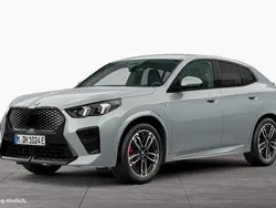 Grau Gebraucht 2024 BMW iX2 M Sport SUV | 50.209 € (Fairer Preis)