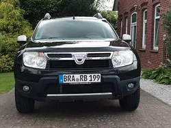 Schwarz Gebraucht 2011 Dacia Duster SUV | 6.200 € (Fairer Preis)