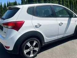 Weiß Gebraucht 2015 Hyundai ix20 Van / Kleinbus | 9.999 € (Guter Preis)