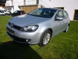 Silber Gebraucht 2012 VW Golf VI Limousine | 11.000 €