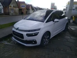 Weiß Gebraucht 2017 Citroën C4 Picasso Van / Kleinbus | 13.900 € (Etwas zu teuer)