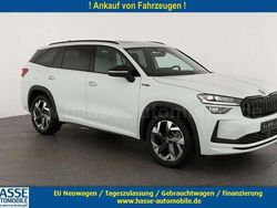 Moon white metallic Neu 2025 Skoda Kodiaq SportLine SUV | 46.995 € (Etwas zu teuer)