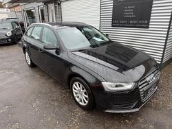 Schwarz Gebraucht 2014 Audi A4 Attraction Kombi | 7.990 € (Superpreis)