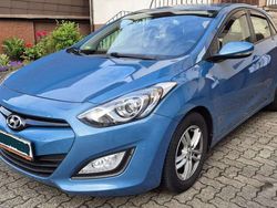 Gebraucht 2012 Hyundai i30 Style Limousine | 6.900 €