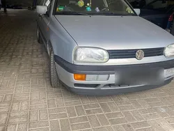 Silber Gebraucht 1993 VW Golf III Kleinwagen | 3.100 €