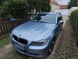 Blau Gebraucht 2010 BMW 318 Kombi | 5.999 € (Fairer Preis)