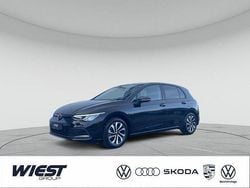 Deep black perleffekt Gebraucht 2022 VW Golf VIII Active Limousine | 23.850 € (Guter Preis)