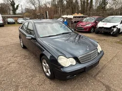 Blau Gebraucht 2005 Mercedes C180 Limousine | 2.000 € (Superpreis)