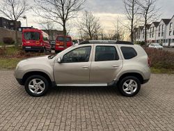 Gold Gebraucht 2012 Dacia Duster Prestige SUV | 3.599 € (Guter Preis)