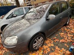 Gebraucht 2006 VW Golf V Limousine | 2.700 € (Etwas zu teuer)