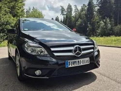 Schwarz Gebraucht 2014 Mercedes B180 AMG Van / Kleinbus | 5.950 €