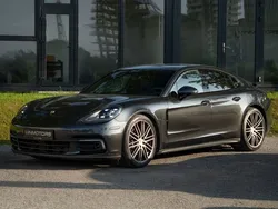 Grau Gebraucht 2017 Porsche Panamera 4 Sport Limousine | 43.999 € (Superpreis)