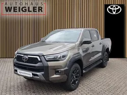 Braun Neu 2025 Toyota HiLux Abholung | 60.290 € (Teuer)