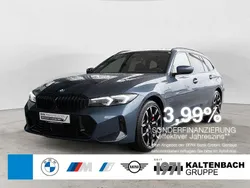 Blau Gebraucht 2024 BMW 330 M Sport Kombi | 56.890 €