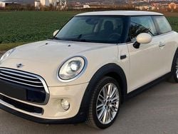 Weiß Gebraucht 2015 Mini Cooper Kleinwagen | 11.790 € (Fairer Preis)