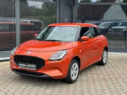 Flame orange pearl metallic Neu 2024 Suzuki Swift Comfort Kleinwagen | 19.490 €