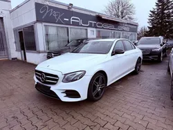 Weiß Gebraucht 2020 Mercedes E220 AMG line Limousine | 22.990 € (Teuer)