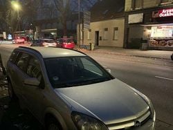 Silber Gebraucht 2005 Opel Astra Kombi | 900 € (Superpreis)