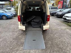 Beige Gebraucht 2016 VW Caddy Van / Kleinbus | 8.999 €