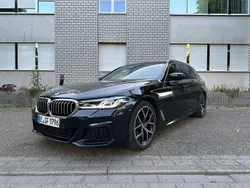 Schwarz Gebraucht 2022 BMW 520 M Sport Kombi | 26.290 € (Fairer Preis)