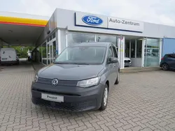 Grau Gebraucht 2023 VW Caddy Basis Van / Kleinbus | 25.990 € (Guter Preis)