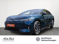 Blau (aquamarinblau metallic schwarz) Gebraucht 2024 VW ID.7 GTX Limousine | 53.980 € (Teuer)