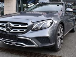 Grau Gebraucht 2019 Mercedes E400 Kombi | 38.900 € (Fairer Preis)