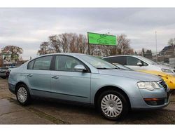 Arctic blue silver metallic Gebraucht 2005 VW Passat Trendline Limousine | 3.190 € (Fairer Preis)
