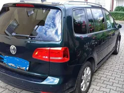 Grün Gebraucht 2014 VW Touran Cup Van / Kleinbus | 7.600 € (Guter Preis)