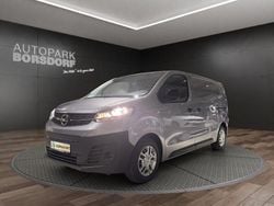 Grau Gebraucht 2021 Opel Vivaro-e Combi Van | 17.980 € (Fairer Preis)
