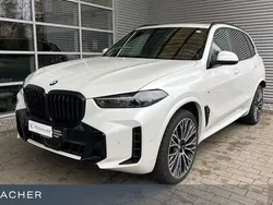 Mineralweiß metallic Gebraucht 2024 BMW X5 Shadowline SUV | 74.999 € (Superpreis)