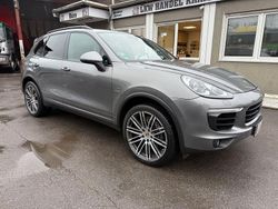 Grau Gebraucht 2015 Porsche Cayenne SUV | 26.180 € (Fairer Preis)