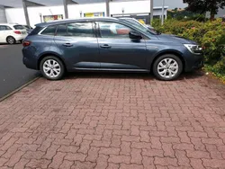 Grau Gebraucht 2019 Renault Mégane IV Limousine | 13.000 € (Fairer Preis)