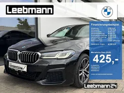 Saphirschwarz (metallic) Gebraucht 2022 BMW 540 Shadowline Kombi | 46.250 € (Guter Preis)