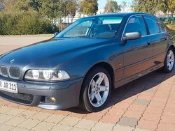 Grau Gebraucht 2001 BMW 520 Sport Line Limousine | 2.990 € (Fairer Preis)